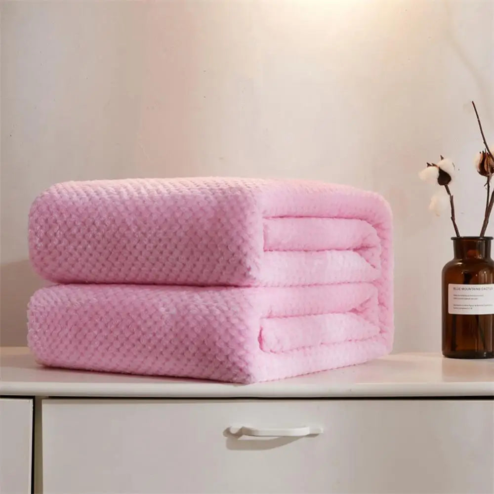 Pineapple Grid Throw Blanket Winter Flannel Sofa Blanket Thick Decorative Bed Blankets Soft Solid Striped Adult Throw 2022