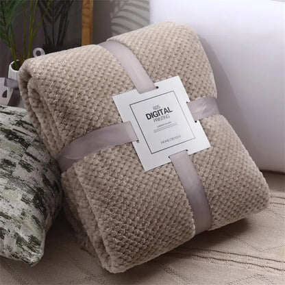 Pineapple Grid Throw Blanket Winter Flannel Sofa Blanket Thick Decorative Bed Blankets Soft Solid Striped Adult Throw 2022